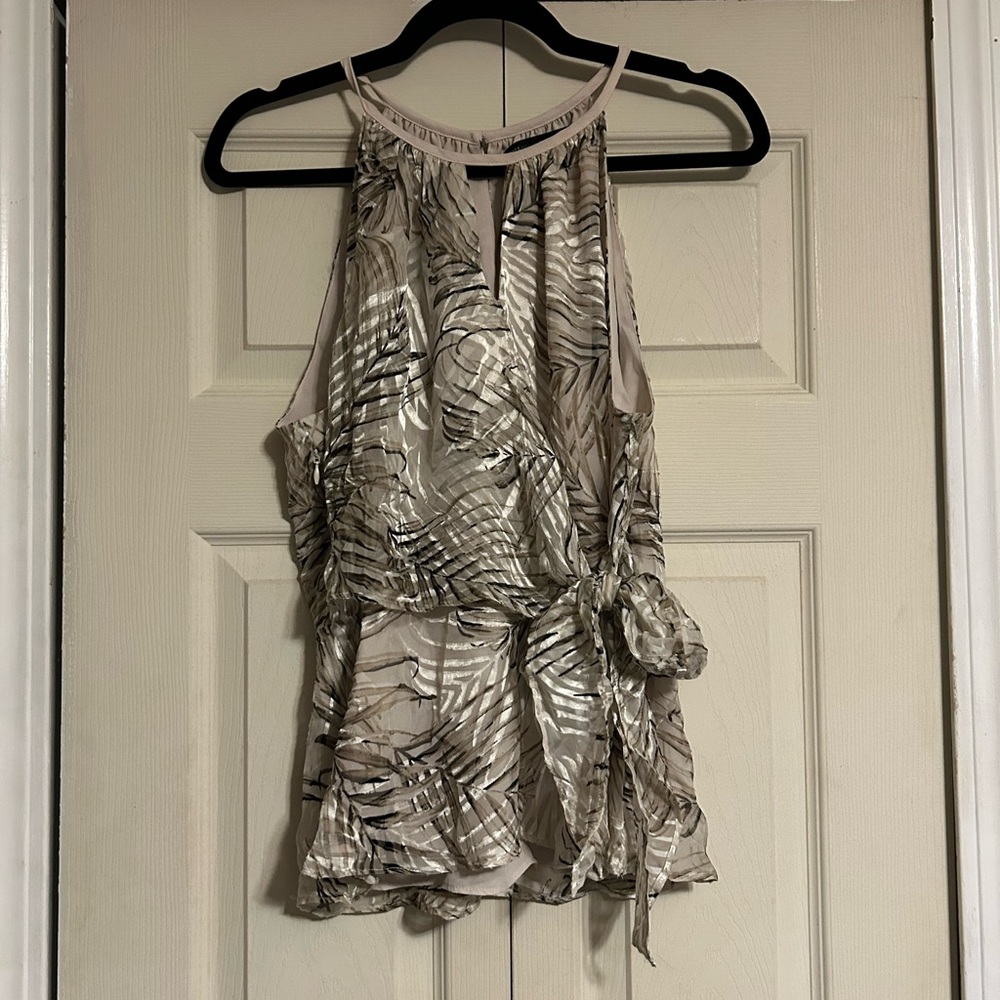 🔥White House Black Market Leaf Print Blouse - Cream and Black